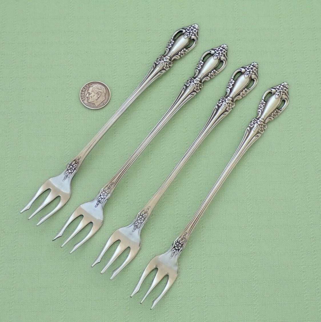 Vintage ONEIDA Distinction Stainless RAPHAEL (4) Four COCKTAIL Seafood Forks