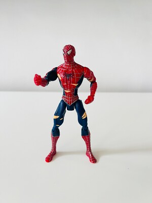 2006 Hasbro Spider Man 3 Battle Damage Punching PETER PARKER 5'' Actionfigur