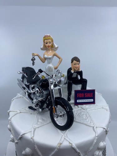 Bride and Groom w/Harley Davidson Fat Boy Motorcycle Funny Wedding Cake Topper - Bild 1 von 8