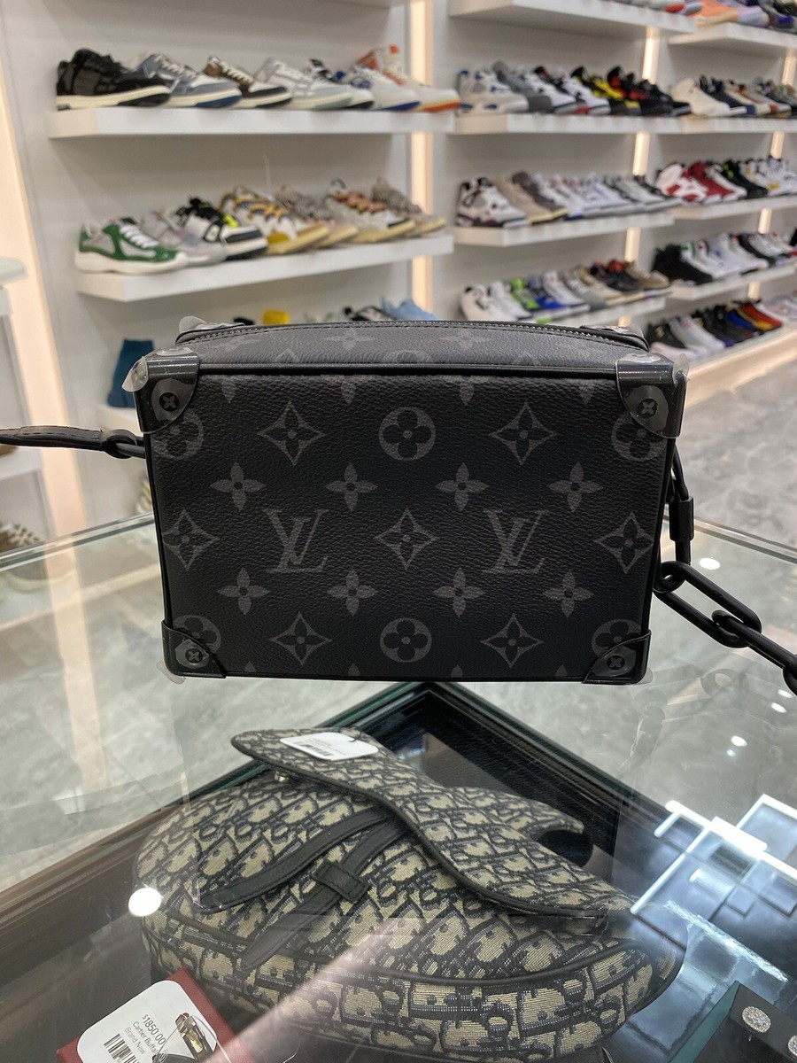 ショルダーバッグ LOUIS VUITTON Mini Soft Trunk Women's Black Leather Zip Wallet - Clémence Empreinte