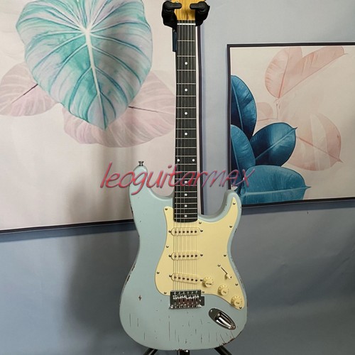 SONICAKE 39 elektrische gitaar full-size met klassieke SSS-pickups, lichtgewicht body, tremolo-brug, gladde afgeronde frets en verstelbare truss rod QGT-10