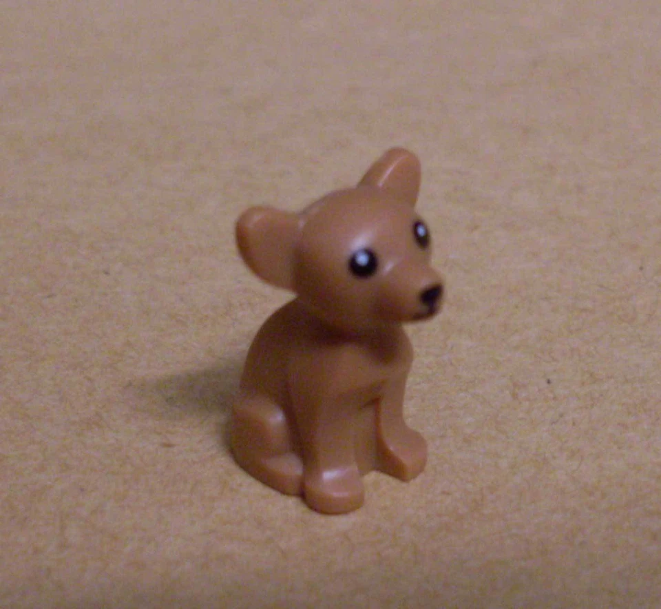 Lego Chihuahua - kleiner brauner Hund sitzend mit Gesicht macht Männchen Neu - Bild 1 von 1