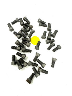 HEX HEAD CAP BOLT THREAD DIAMETER: 0.241'' LENGTH: 0.687'' LOT OF 36