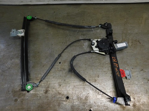 Maserati Quattroporte 2013 Front Window regulator Photo - $300