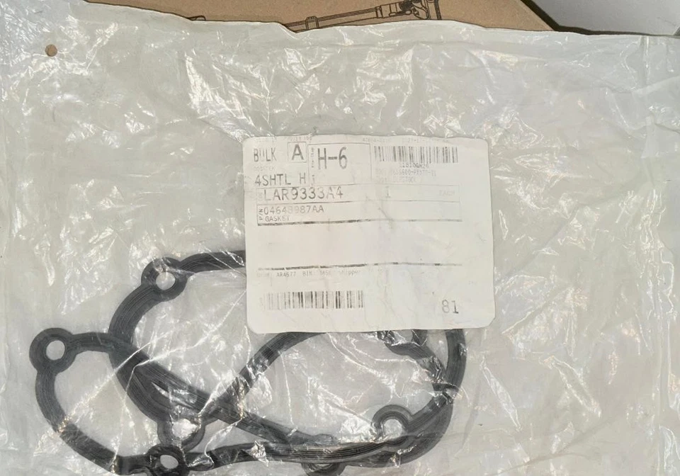 Junta de cubierta de cilindro Mopar original 4648987AA NUEVA Foto 2 de 3