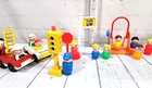 Vtg Fisher Price LITTLE PEOPLE 18pc Lot School play, traffic w/ light, fireman