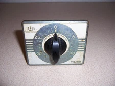 Vintage ART DECO Tower Brand Kitchen Timer by King-Seeley Corp