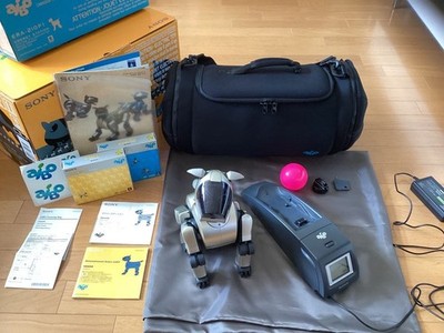 Sony aibo ERS-210 Gold Entertainment Robot Dog Full Set Carry Bag Station JP