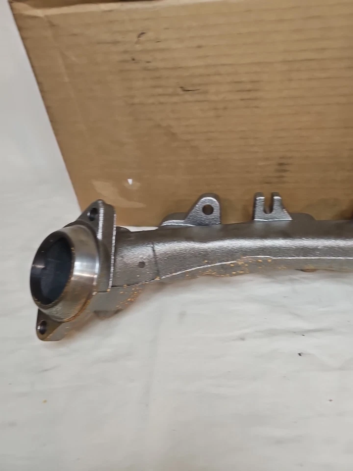 Colector de escape izquierdo Mopar 5045485AC 2014-2020 RAM 2500 3500 6,4 L HEMI OEM Foto 3 de 4
