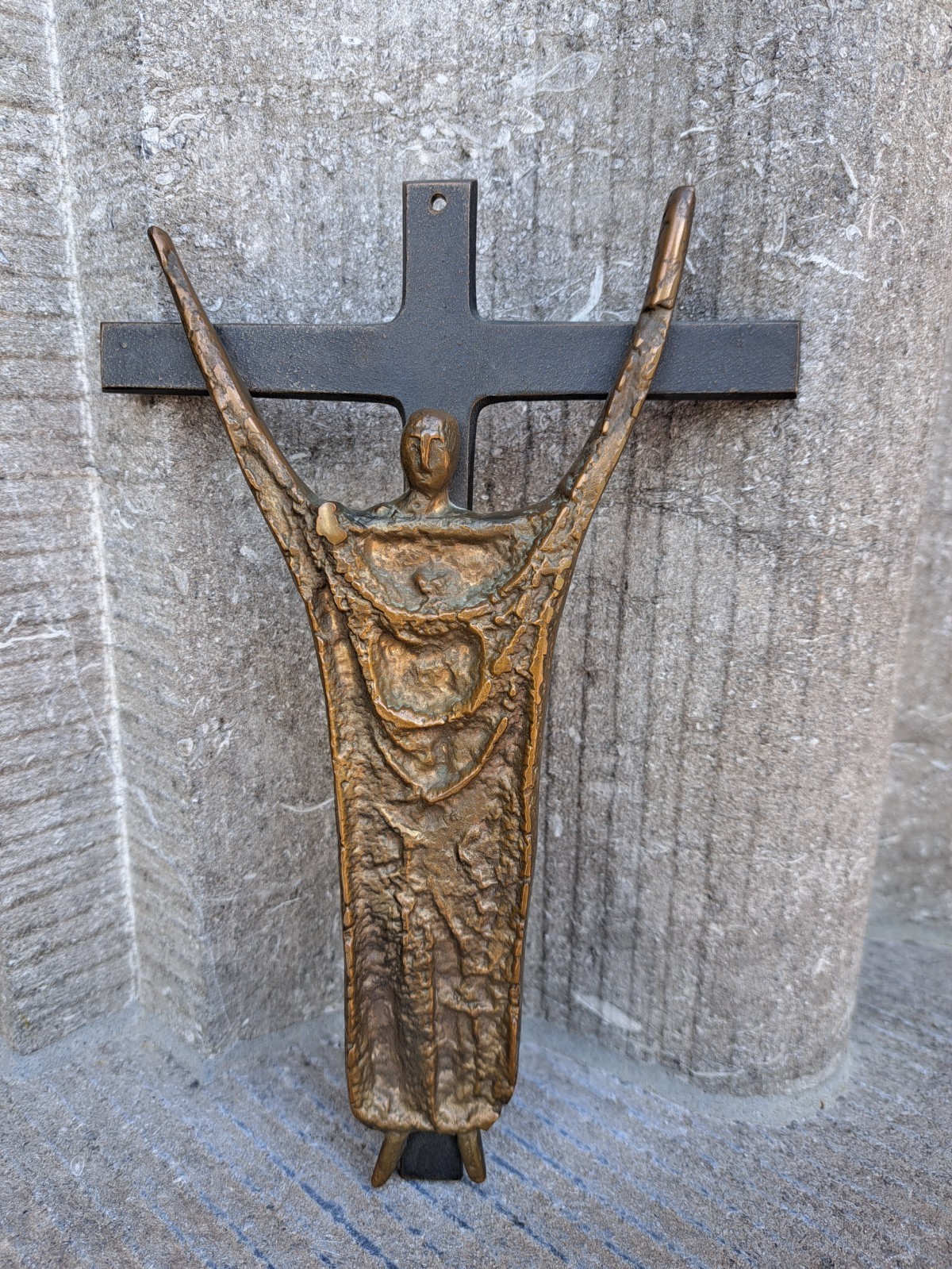 Vintage Modernistic Brutalist Art Handmade Bronze Crucifix Jesus Corpus Wall