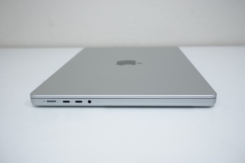 Apple MacBook Pro 2023 14 cali 3,68 GHz M2 Pro 10-rdzeniowy 512 GB 16GB RAM 16C GPU - Zdjęcie 9 z 12