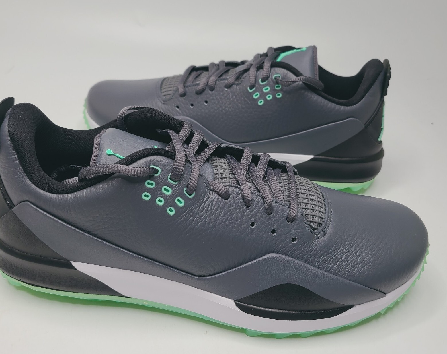 NEW Nike Men's SIZE 8.5 Jordan ADG 3 Golf Shoes Grey Green Glow CW7242