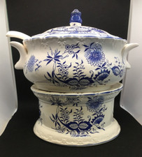 NOS VTG ARNART BLUE ONION/DANUBE SOUP TUREEN WITH LID-WARMER STAND/CANDLE/LADLE