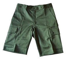 Bermuda militaire modèle F2 kaki neuf en taille 72 (36).