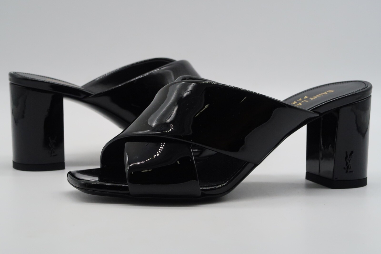 YSL SAINT LAURENT Loulou Mule sandalo nero vernice tacco medio taglia 35 NUOVO