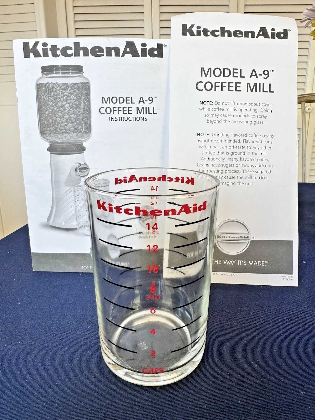 Vintage KitchenAid Glass Measuring Cup Drink Mixer Kitchen Bar Coffee Grinder A9