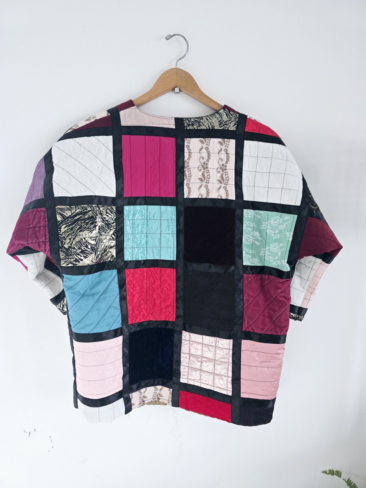Quilted Patchwork Satin Square Jacket 2X Handmade… - image 4