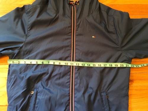 Tommy Hilfiger 100% Nylon Dark Blue Windbreaker W/Hood ZIP Pockets SZ SM/CH Vint - Picture 7 of 9