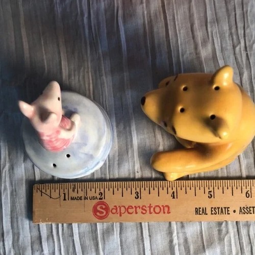 Classic DISNEY WINNIE THE POOH & PIGLET ceramic set salt & pepper shakers - Picture 10 of 10