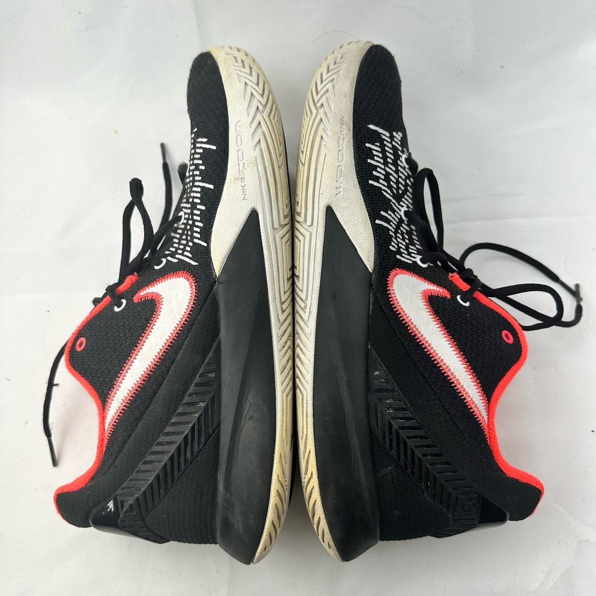 Nike Kyrie Flytrap 2クローバー模様 シューズ Size 13 - Nike Kyrie Flytrap 2 Black Bright Crimson for sale