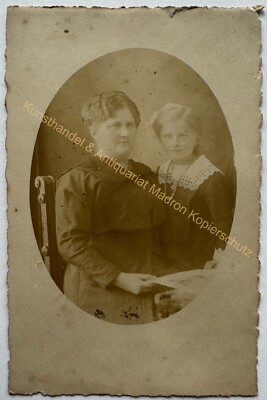 orig. Photo postcard around 1910 mother child girl woman 