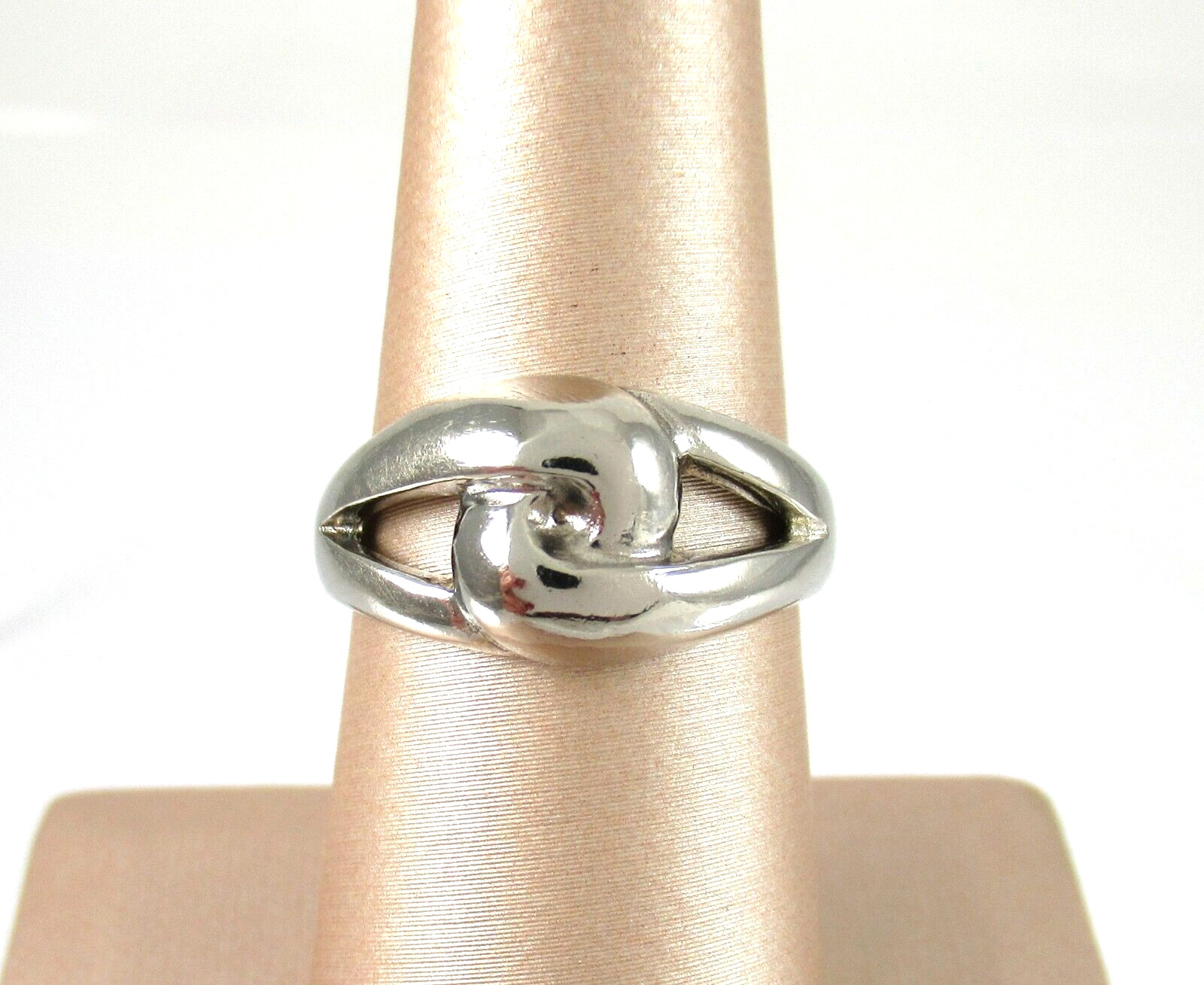 .925 Sterling Silver Ring Interlocking Open Work … - image 1