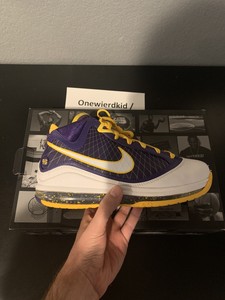 lebron james size 7