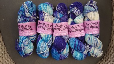 Handgefärbte Wolle 100% Schurwolle (Merino) Handdyed Yarn Aus Italien Chunky