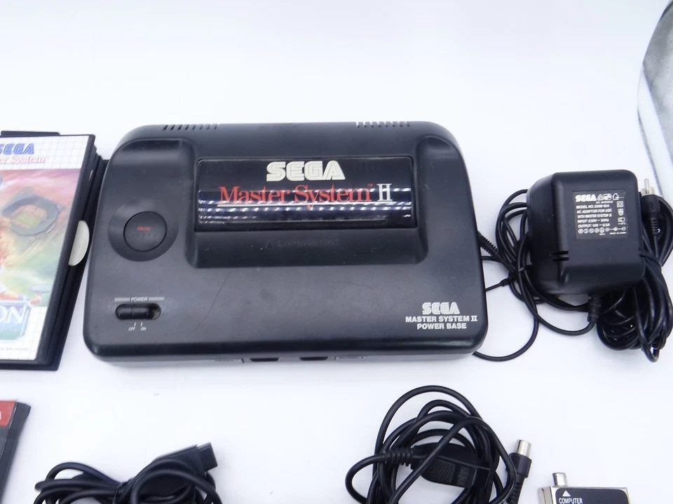Sega Master System 2 Spielekonsole Konsole Sonic 6 Spiele 2 Controller Sammlung - Bild 2 von 4