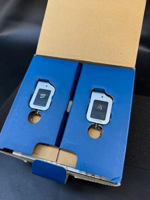 Clifford 4203X Remote Start with Responder One Button 2-Way Remote - Image 4 of 4