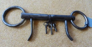 Vintage Pferdegebiss SCHWERES PFERDEGEBISS mit 3 SPIELERN Geschirr Messing Landwirtschaft