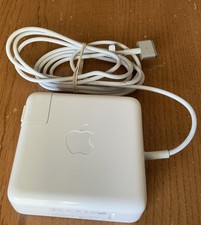 EUC Apple Genuine 85W Mag Safe 2 AC Adapter MacBook Pro Retina 2012 2015 A1424