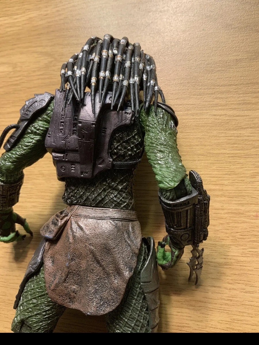 NECA Green RENEGADE PREDATOR Alien Hunter Series 13 7