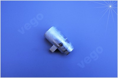 FOR VW T5 MULTIVAN TRANSPORTER BUS CENTRE ARMREST BUSHING SLEEVE RIGHT 7H0881082