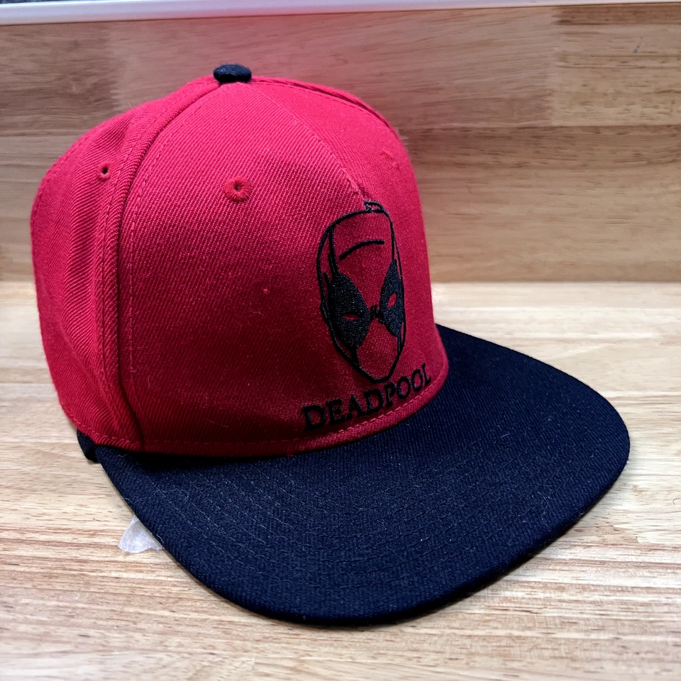 Marvel Deadpool Hat Cap Snap Back Ball Red Black Flat Green Print Hero - Image 4 of 4