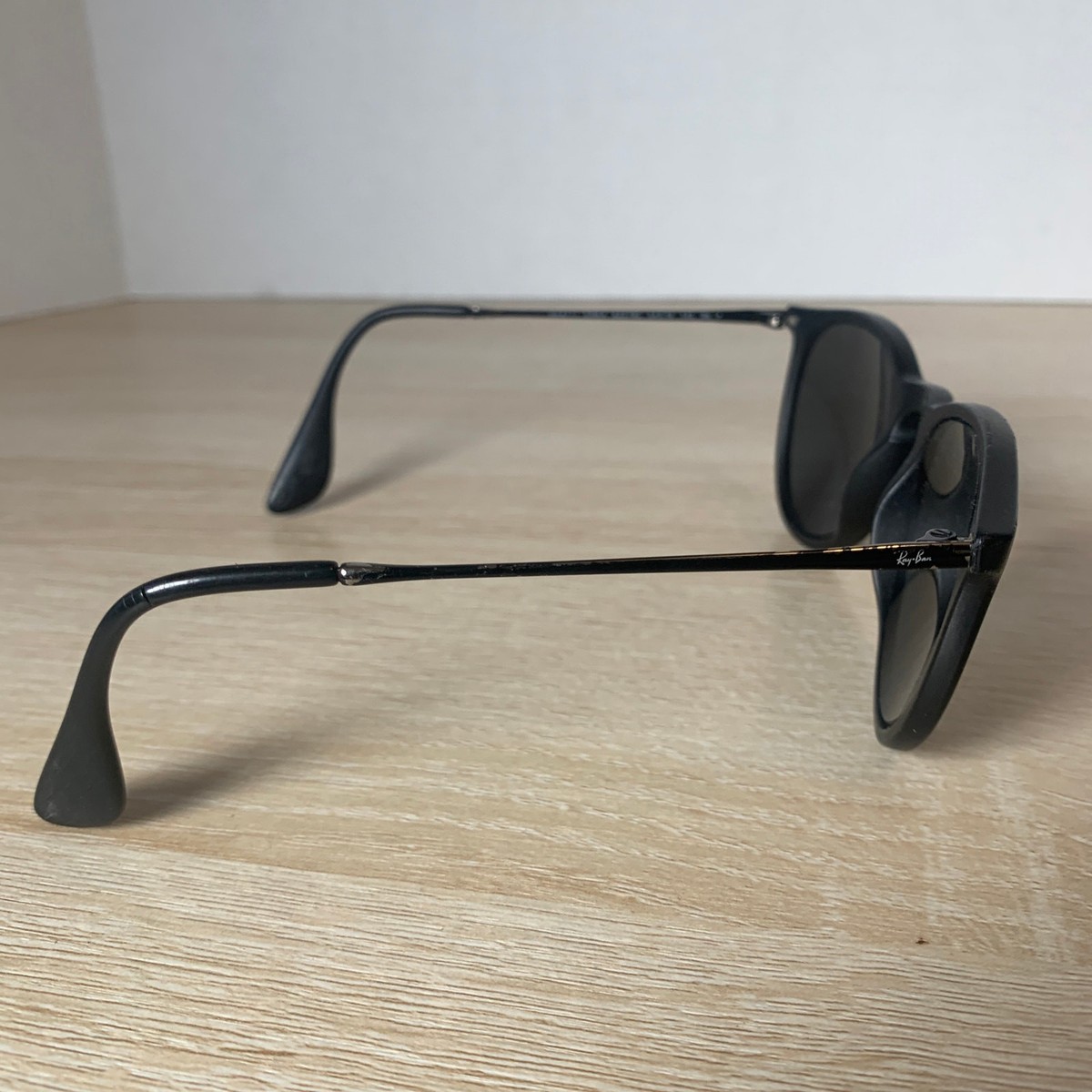 Ray-Ban RB4171 Erika 622/8G Sunglasses Rubber Black FRAMES  display picture 1