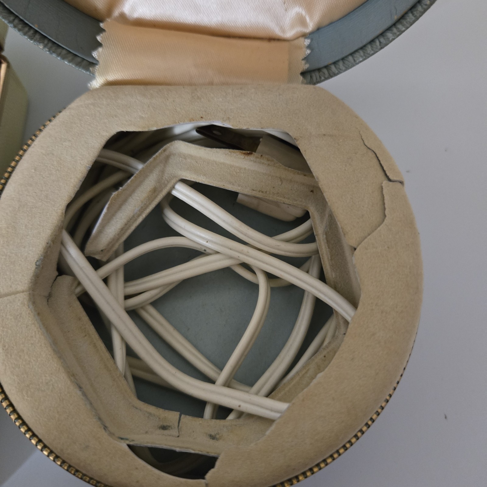 *Lot Of 5* Vintage Womens Razors: Lady Schick, Norelco, Lady Ronson, Remington