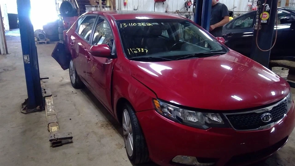 Cinturón de seguridad delantero cubo asiento hatchback pasajero se adapta a 11-13 FORTE 10309195 Foto 2 de 4