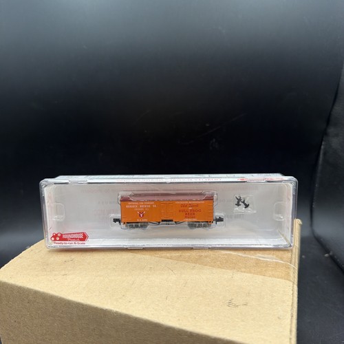 Nuevo de Lote Antiguo Cartelera Frigorífico Monarch Brewing NX 3394 Roundhouse Escala N 87004 | Condition: New