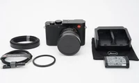 Leica Q3 60MP Full-Frame Compact Camera with Summilux 28mm f/1.7 ASPH. Lens