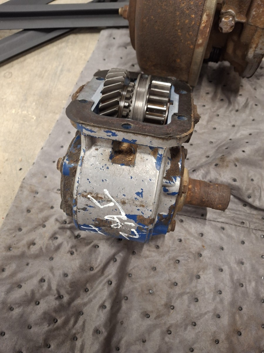 トビー（感謝）/5 1988-1996 Ford ZF5 PTO Gearbox | eBay