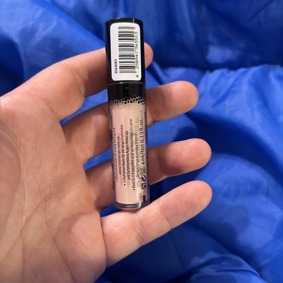 Essence I Love Colour Intensifying Eyeshadow Base 0.13 fl oz Discontinued RARE - Image 2 of 3