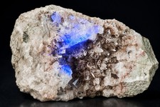 Calcit xx m blauem Fluorit derb UV Artenberg Steinach,Schwarzw Mineralien Museum