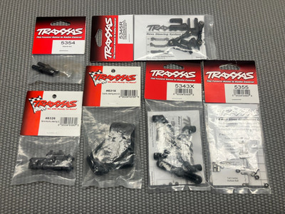 New Traxxas Revo Parts Lot 5345R, 5355, 5343X, 5354, 5315, 5326 RCB-2