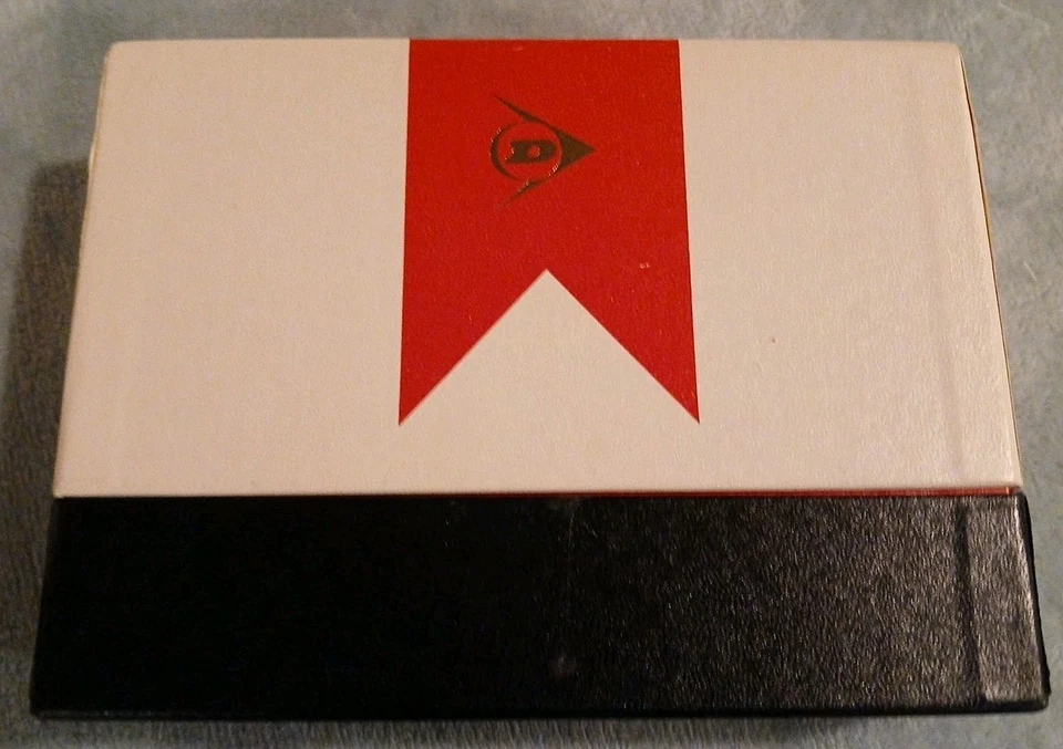 Vintage 1960s Dozen Maxfli Red Dot Golf Balls - Image 2 of 4