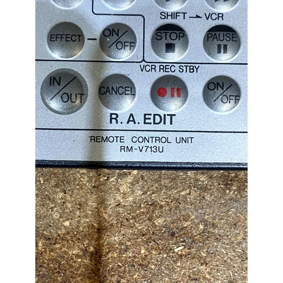 JVC RM-V713U Remote Control Wireless Infrared For GR-DVM50 & GR-DVM70 Camcorder - Image 3 of 4