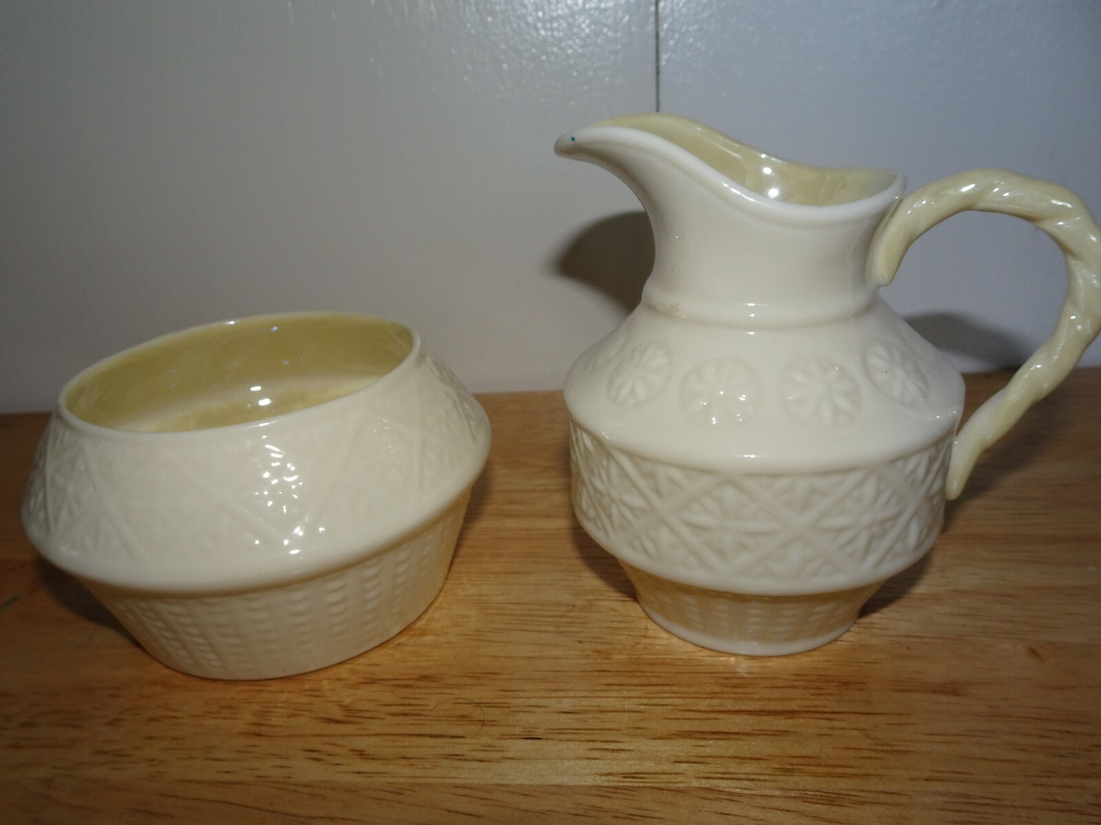 BELLEEK IRELAND 0857 PORCELAIN SUGAR BOWLCREAMER SET GREEN MARK eBay