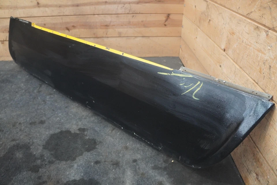 Panel basculante derecho falda lateral moldura ladrillo Sv-1 1974 Foto 2 de 4