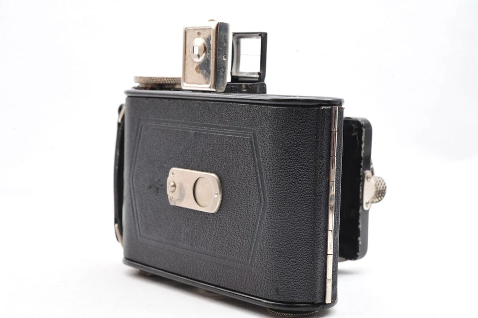 @ SakuraDo @ 1937 Minolta Six 6x6 corona de cámara de formato medio + Coronar 80 mm f5,6 Foto 4 de 4