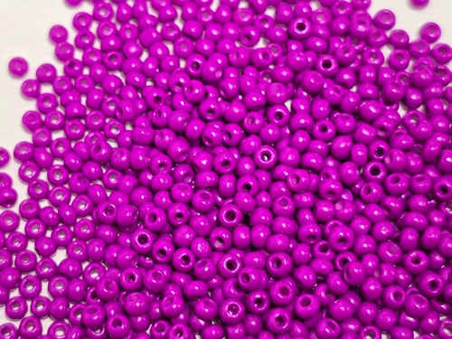 20gms (approx 2,000 Beads) FGB Grade A size 11/0 Beads - Opaque Vibrant Magenta - Picture 2 of 4